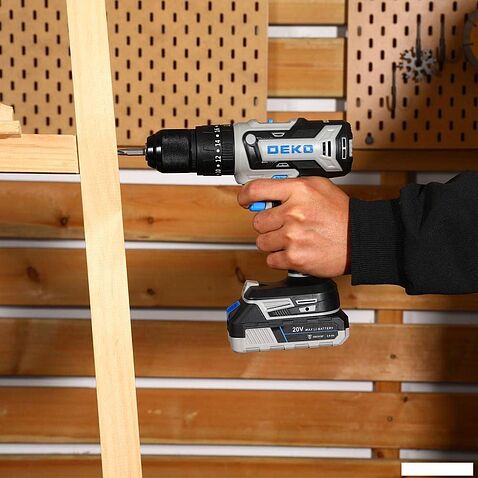 Ударная дрель-шуруповерт Deko DKCID20FU-Li 083-1119 (с 1-им АКБ)