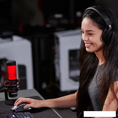 Микрофон HyperX QuadCast