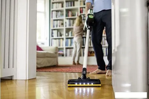 Пылесос Karcher VC 7 Cordless yourMax Pet 1.198-713.0