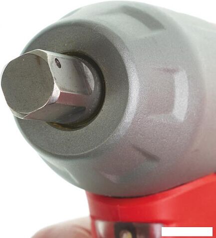 Гайковерт Milwaukee M12 M12BIW12-202C 4933447133 (с 2-мя АКБ, кейс)