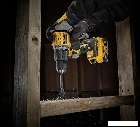 Ударная дрель-шуруповерт DeWalt DCD100YP2T (с 2-мя АКБ 5 Ач, кейс)