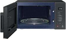 Микроволновая печь Samsung MG23T5018AC/BW