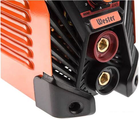 Сварочный инвертор Wester MINI220T