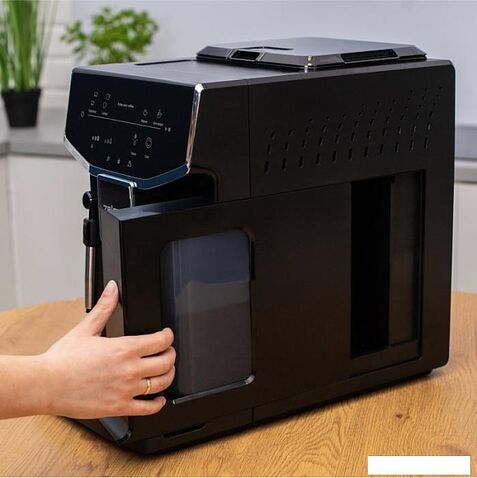 Эспрессо кофемашина Zelmer Maestro Barista ZCM8121