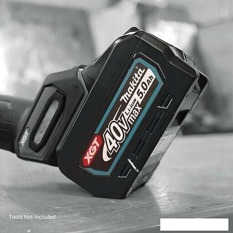 Аккумуляторная пила Makita UC026GT101 (с 1-им АКБ)