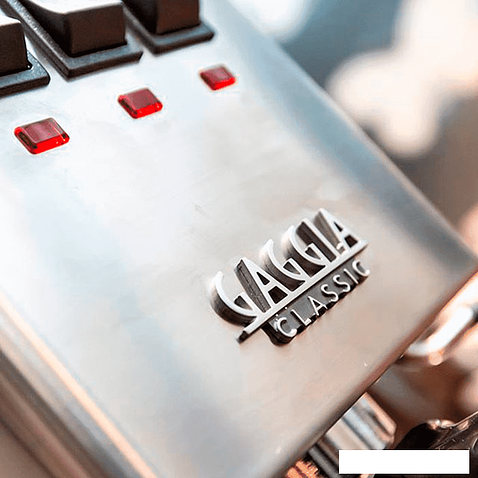 Рожковая помповая кофеварка Gaggia Classic Evo Inox 9481/11