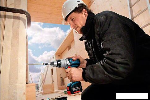 Дрель-шуруповерт Bosch GSB 14.4 VE-2-LI Professional (06019D9200)
