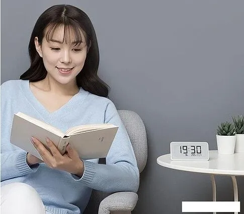 Радиочасы Xiaomi LYWSD02MMC