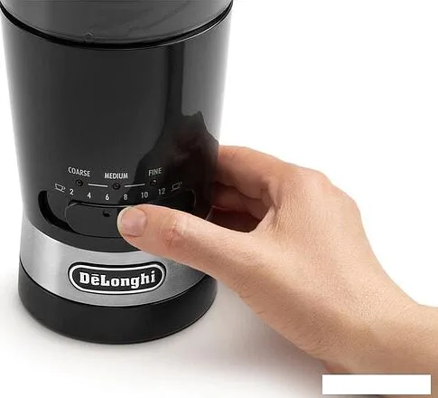 Электрическая кофемолка DeLonghi KG 210