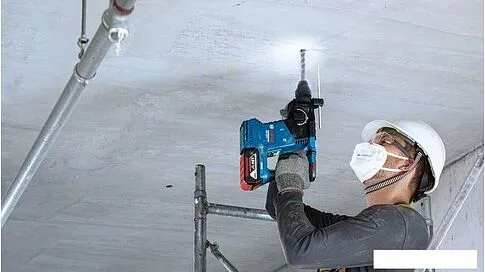 Перфоратор Bosch GBH 187-LI Professional 0611923022 (с 1-им АКБ, кейс)