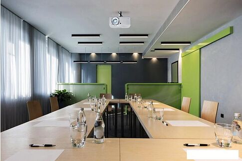 Проектор Optoma ZK450