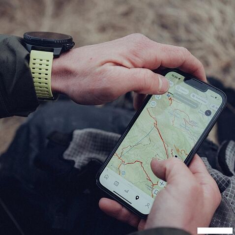 Умные часы Suunto Vertical (черный/лимонный)