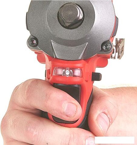 Гайковерт Milwaukee FUEL M12 FIWF12-422X 4933464616 (с 2-мя АКБ, кейс)