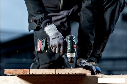 Дрель-шуруповерт Metabo PowerMaxx BS 12 601036500 (с 2-мя АКБ 2 Ah)