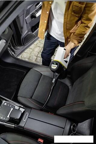 Пылесос Karcher VC 4 Cordless myHome Car 1.198-632.0