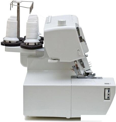 Коверлок Minerva M4000CL