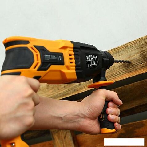 Перфоратор Deko ZKH950 083-1005