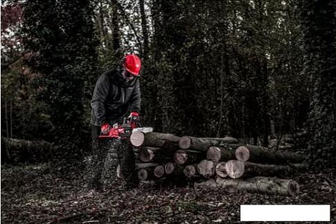 Аккумуляторная пила Milwaukee M18 FCHSC-0 (без АКБ)