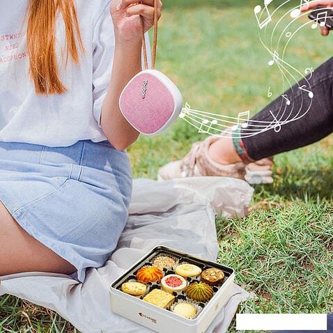 Беспроводная колонка Yoobao M1 (розовый)