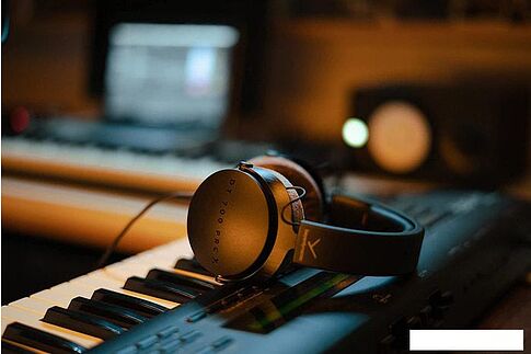 Наушники Beyerdynamic DT 700 Pro X