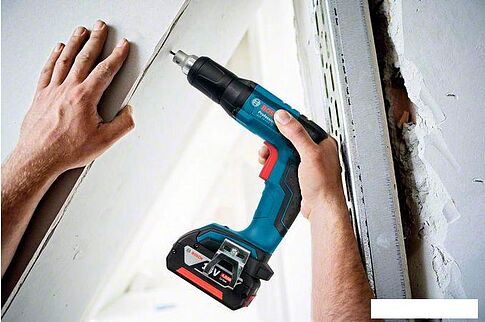 Шуруповерт Bosch GSR 18 V-EC TE Professional [06019C8003]