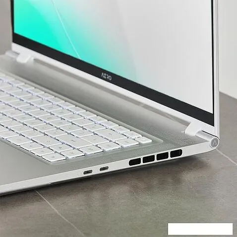 Игровой ноутбук Gigabyte Aero 16 OLED BSF-73KZ994SO