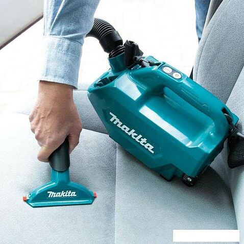 Пылесос Makita CL121DWA