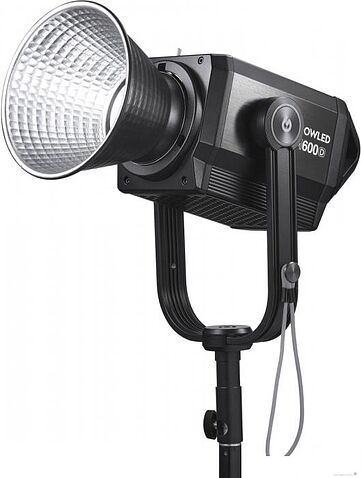 Лампа Godox Knowled M600D