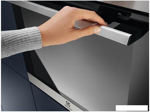 Электрический духовой шкаф Electrolux EOH3H00BX