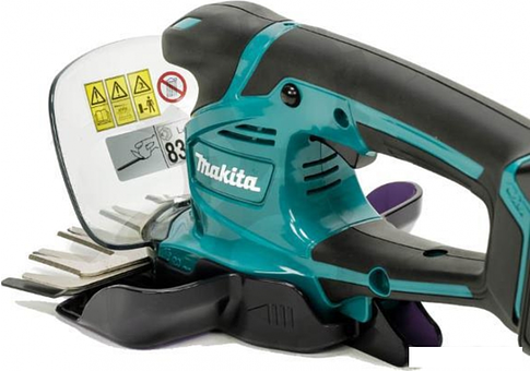 Садовые ножницы Makita UM600DZ