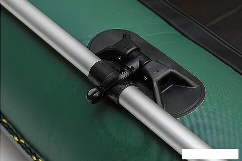 Моторно-гребная лодка Leader Тайга-320-М 3812021 (зеленый)