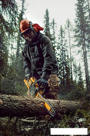 Аккумуляторная пила DeWalt DCM575N-XJ (без АКБ)