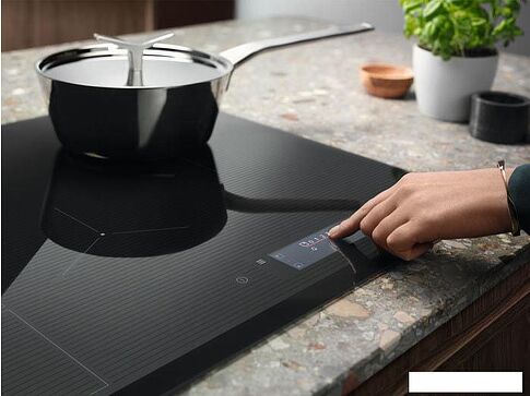 Варочная панель Electrolux EIS6448