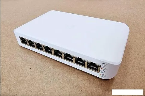 Управляемый коммутатор 2-го уровня Ubiquiti UniFi Switch Lite 8 POE