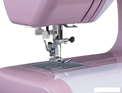 Электромеханическая швейная машина Janome J590