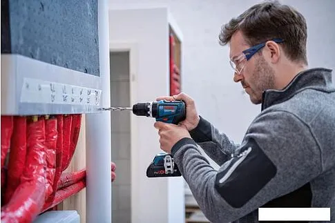 Ударная дрель-шуруповерт Bosch GSB 18V-90 C Professional 06019K6100 (без АКБ)