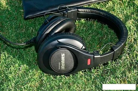 Наушники Shure SRH440
