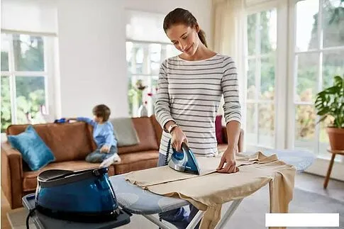 Утюг Philips PerfectCare Compact GC7846/80