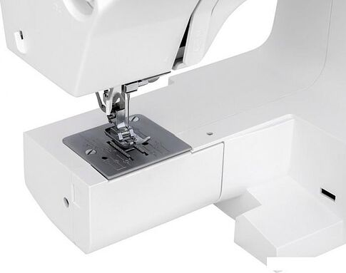 Электромеханическая швейная машина Comfort 3030