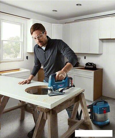 Электролобзик Bosch GST 185-LI Professional 06015B3021 (без АКБ)