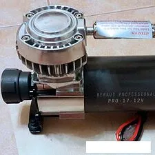 Автомобильный компрессор Беркут PRO-17