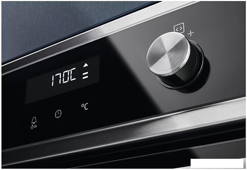 Электрический духовой шкаф Electrolux EOC6P71X