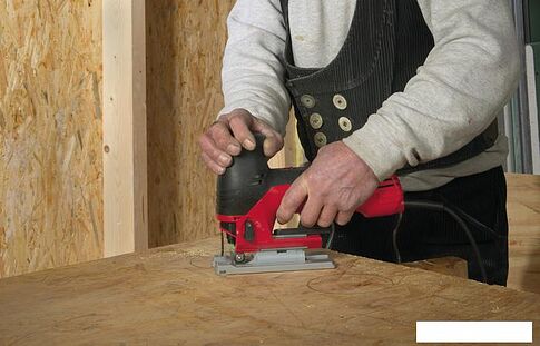 Электролобзик Milwaukee JS 120 X [4933381680]