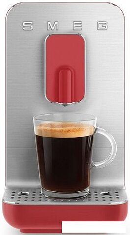 Эспрессо кофемашина Smeg BCC01RDMEU