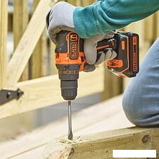 Дрель-шуруповерт Black & Decker BDCDD186K1B (с 2-мя АКБ)