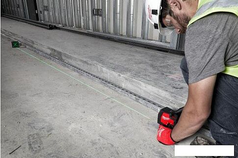 Лазерный нивелир Milwaukee L4 CLL-301C 4933478098