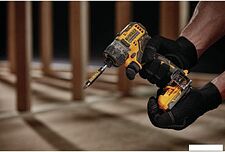 Винтоверт DeWalt DCF601N (без АКБ)