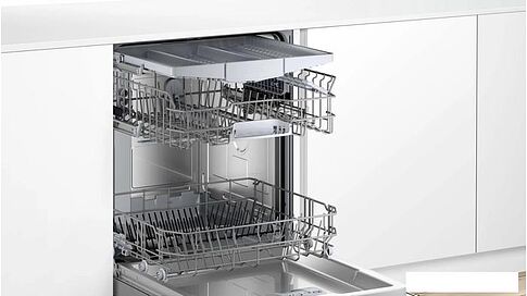 Встраиваемая посудомоечная машина Bosch Serie 2 SMV2HVX02E