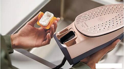 Утюг Philips DST8050/20