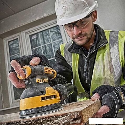 Эксцентриковая шлифмашина DeWalt DWE6423